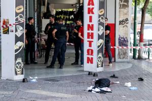 Πυροβολισμοί στην πλατεία Βάθης