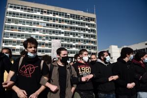 Διαμαρτυρία φοιτητών έξω από το ΑΠΘ