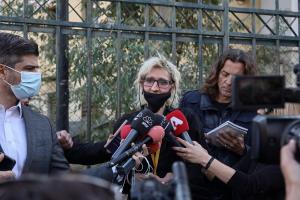 Η Κωνσταντίνα Καρατζιώτη κάνει δηλώσεις