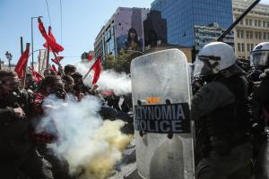 ΜΑΤ φοιτητές Προπύλαια