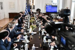 Ο Κυριάκος Μητσοτάκης στο υπουργικό συμβούλιο