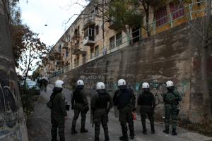 Αστυνομία στα προσφυγικά