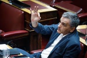 Ο Ευκλείδης Τσακαλώτος στη Βουλή