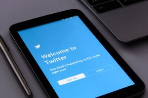 TWITTER