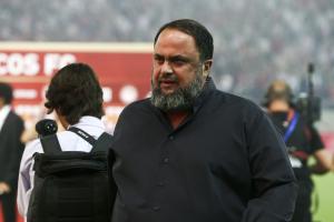 Ο Βαγγέλης Μαρινάκης στο γήπεδο