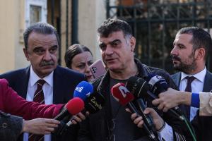 Δηλώσεις του Κώστα Βαξεβάνη έξω από τα δικαστήρια