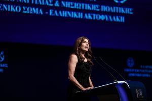 Πόπη Τσαπανίδου