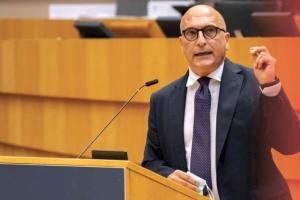 Αντρέα Κοτσολίνο Qatargate