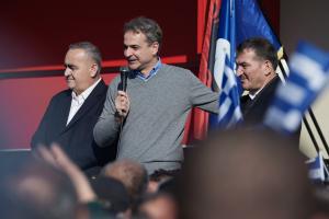O Κυριάκος Μητσοτάκης στη Χειμάρρα