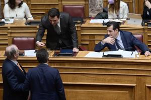 Ο Κώστας Σκρέκας στη Βουλή