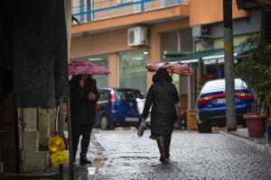 Άνθρωποι με ομπρέλες