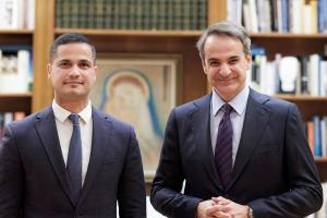 Σπύρος Καρανικόλας Κυριάκος Μητσοτάκης