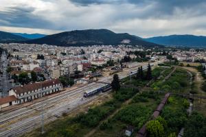 Ράγες στον σιδηρόδρομο