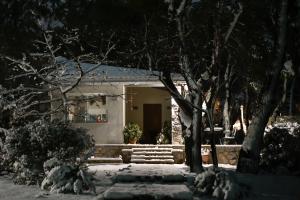 Σπίτι με χιόνια