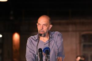Συνέντευξη με τον Ν. Μπελαβίλα στο Κόκκινο