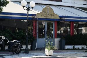 Η καφετέρια στη Νέα Ιωνία όπου δολοφονήθηκε ο 40χρονος