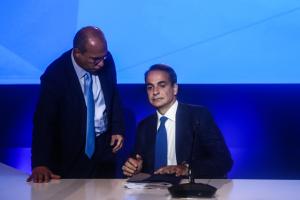 Γιάννης Οικονόμου και Κυριάκος Μητσοτάκης