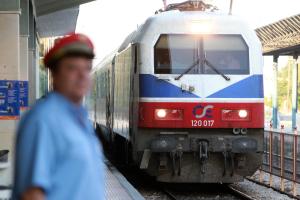 Τρένο στη Λάρισα