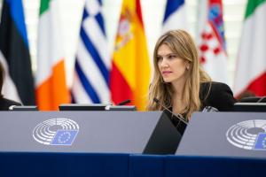 Η Εύα Καϊλή στα έδρανα του ευρωπαϊκού Κοινοβουλίου