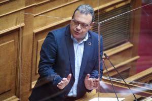 Ο Σωκράτης Φάμελλος στη Βουλή