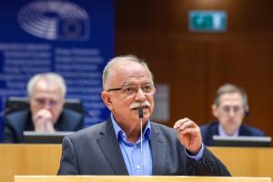 Ο Δημήτρης Παπαδημούλης