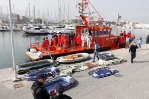 ΜΕΤΑΝΑΣΤΕΣ ΠΡΟΣΦΥΓΕΣ ΝΑΥΑΓΙΟ