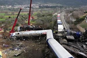Σύγκρουση τρένων στα Τέμπη