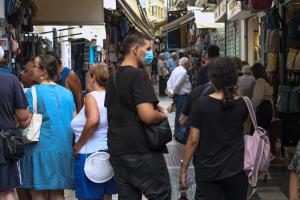 Άνθρωποι στον δρόμο