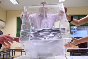 Κάλπη με ψηφοδέλτια