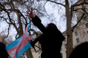 Διεμφυλική γυναίκα