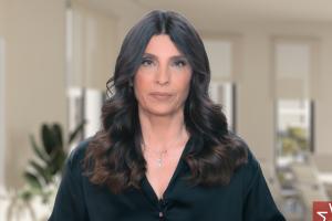 Η Πόπη Τσαπανίδου