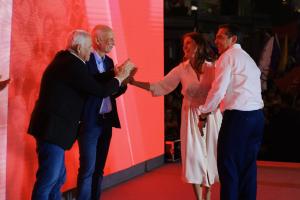 Ο Αλέξης Τσίπρας και η Μπέττυ Μπαζιάνα