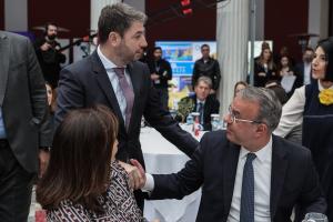 Ο Νίκος Ανδρουλάκης και ο Χρήστος Σταϊκούρας
