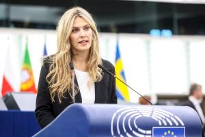 Η Εύα Καϊλή μιλά στο Ευρωκοινοβούλιο