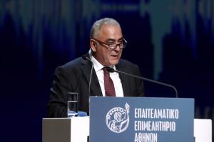 Ο πρόεδρος του Επαγγελματικού Επιμελητηρίου Αθηνών Γιάννης Χατζηθεοδοσίου