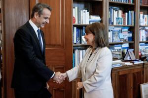 Ο Κυριάκος Μητσοτάκης με την Κατερίνα Σακελλαροπούλου
