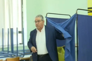 Δημήτρης Κουτσούμπας