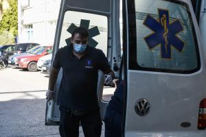 ΕΚΑΒ διασώστες