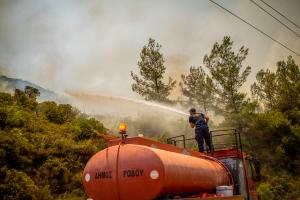 Εθελοντής πυροσβέστης Ρόδος
