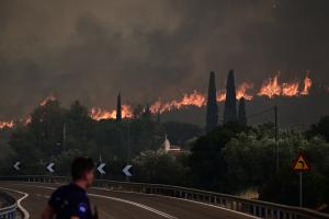 φωτια-δερβενοχωρια