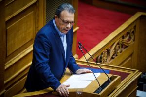 Ο Σωκράτης Φάμελλος στο βήμα της Βουλής