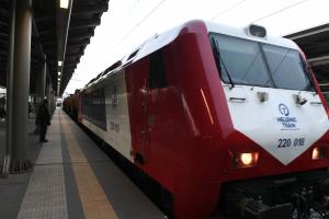 Τρένο της Hellenic Train σε σταθμό