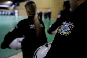 αστυνομία γυναίκα αστυνομικός ΕΛΑΣ