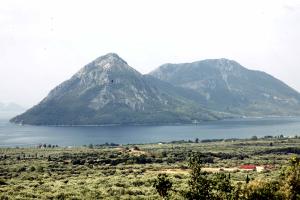Το νησί Καστός