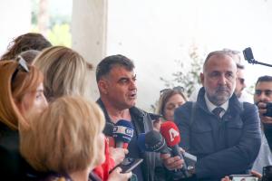 Ο Κώστας Βαξεβάνης