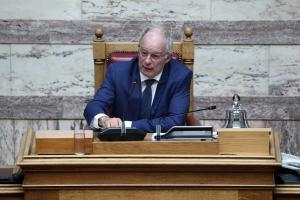 Ο Κώστας Τασούλας στην Βουλή