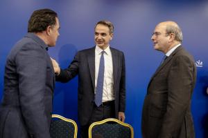Άδωνις Γεωργιάδης, Κυριάκος Μητσοτάκης και Κωστής Χατζηδάκης