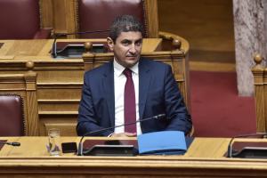 Ο Λευτέρης Αυγενάκης στη Βουλή