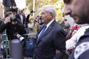 Μενέντεζ