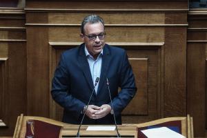 Ο Σωκράτης Φάμελλος στο βήμα της Βουλής
